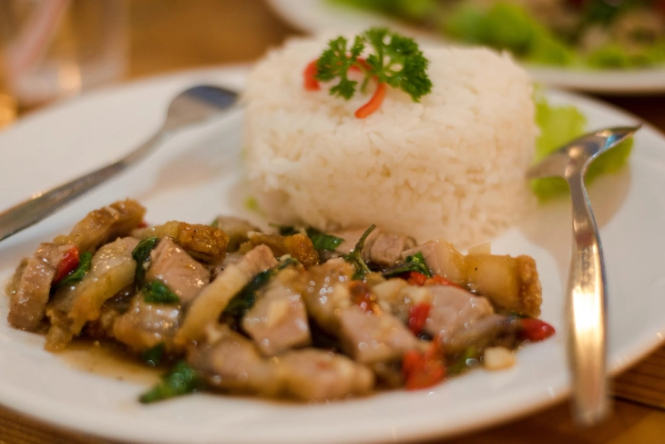 Филе со зеленчук и ориз