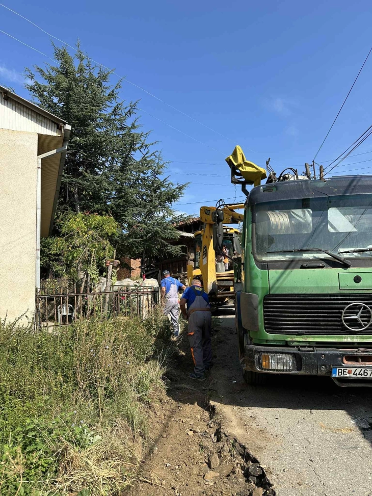Започна реконструкцијата на патот во село Робово