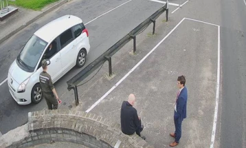 Белорускиот опозициски политичар Микола Статкевич вратен во затвор, откако одби да биде депортиран во Литванија