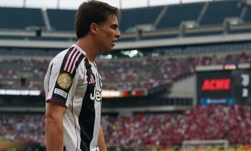 Јувентус подготви нов договор за Турчинот Јилдиз