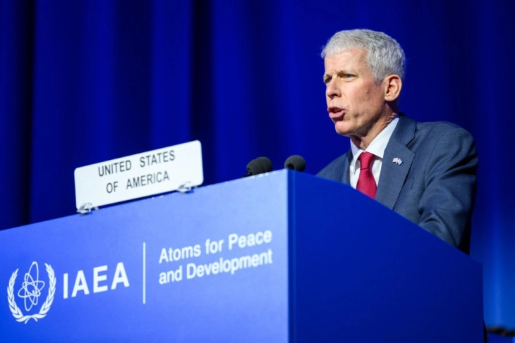 Рајт: Нуклеарната програма на Иран треба целосно да биде прекината