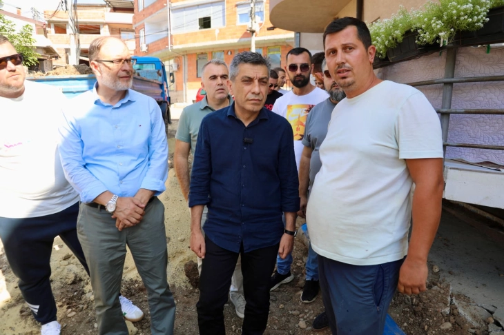 Meџити: По завршувањето на подземните работи, следува асфалтирање и ново јавно осветлување на улица 157