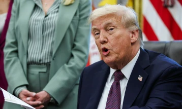 Трамп ќе поднесе тужба од 15 милијарди долари за клевета и навреда против „Њујорк тајмс“