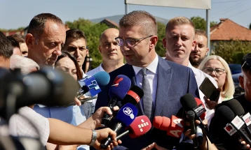 Мицкоски: Итно да се преземат законски измени со кои подметнувањето пожари ќе се оквалификува како тероризам