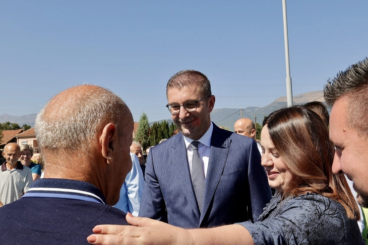 Mickoski: Kemi filluar të zhvillohemi, qendrave të pushtetit kjo nuk u përshtatet