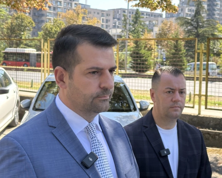 Tomovski: Targa speciale deri më tani morën 500 automjete zyrtare, institucionet të tentojnë t'i racionalizojnë automjetet