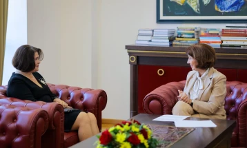 Сиљановска-Давкова ги прими акредитивите на новоименуваната амбасадорка на Словачка