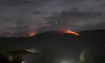 Përsëri është aktivizuar zjarri në Nikushtak, ekipet në terren