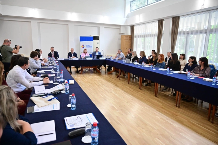 Филипче: Жално е што реформите за ЕУ интеграциите Владата воопшто не ги спроведува