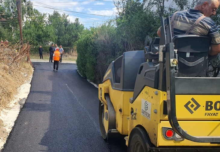 Асфалтирање краци од улица „500“ во Марино, општина Илинден