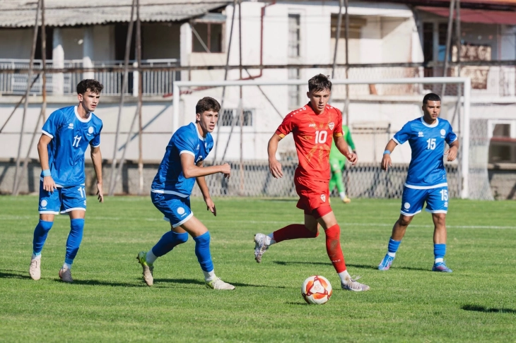 У17: Македонските фудбалери втор пат поразени од Кипар