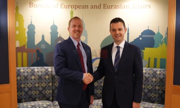 Takim i ministrit Mucunski me ndihmës sekretarin e shtetit të SHBA-së për Evropën dhe Euroazinë, Andrju Stou