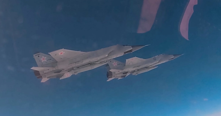 Руските авиони во низок лет прелетале врз полска нафтена платформа во Балтичко Море, активиран член 4 од Атлантскиот договор