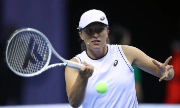 Швјонтек избори полуфиналето на турнирот во Сеул