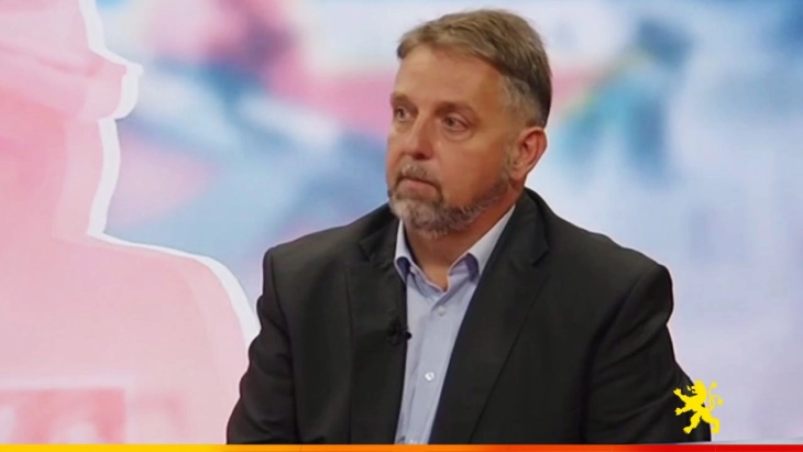 Лукровски: Пожарите во Вардариште и Трубарево се премногу коинцидентни, ќе ги решиме дивите депонии во Карпош 