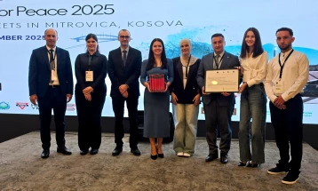 Rektori i Universitetit të Tetovës, Jusuf Zejneli u dekorua me titullin prestigjioz “Ambasador i paqes”