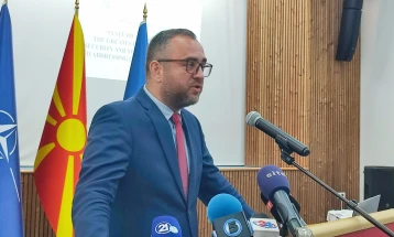 Тошковски: Најдобрите студенти треба да влезат во безбедносните институции