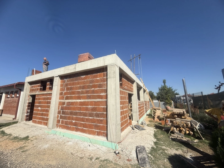 Градоначалникот на општина Илинден, Александар Георгиевски, во увид на детската градинка „Гоце Делчев“