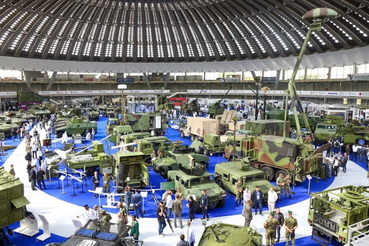 Во Белград отворен Меѓународен саем за оружје и воена опрема, учествуваат повеќе од 200 излагачи од 30 земји