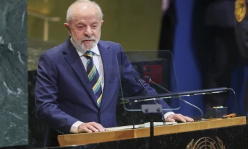 Бразилскиот претседател го осуди нападот на „антидемократските сили“ врз институциите