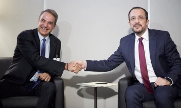 Мицотакис – Христодулидис: Двете влади остануваат целосно посветени на имплементацијата на електричното поврзување