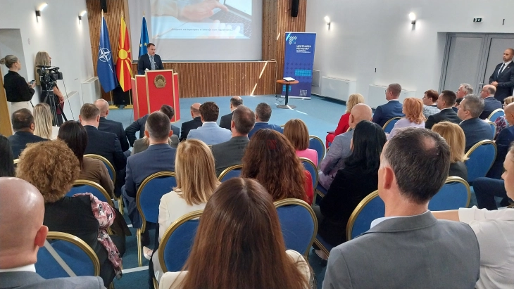 Andonovski: Regjistri Qendror ofron mbi 100 shërbime dhe është adresa e parë për secilin që dëshiron të fillojë biznes në Maqedoni