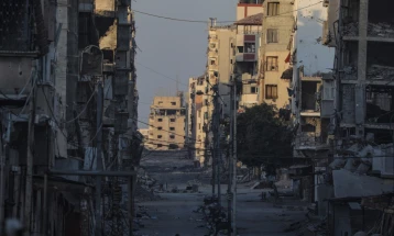 Израелски тенкови влегоа во центарот на градот Газа