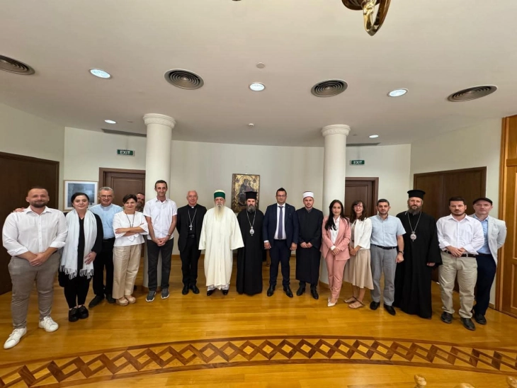 Верските заедници во Албанија против законот за родова еднаквост: Зачувајте го традиционалното семејство