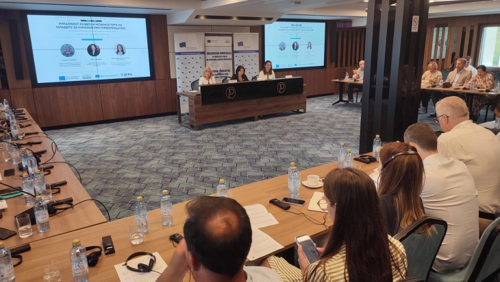 Само 12 отсто од земјоделските стопанства раководени од млади луѓе, секторот неатрактивен поради неизвесните приходи и бирократските оптоварувања