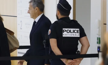 Саркози осуден на пет години затвор