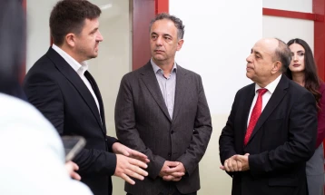 Алиу - Салиу: Унапредување на условите во поликлиниката Шуто Оризари еден од приоритетите