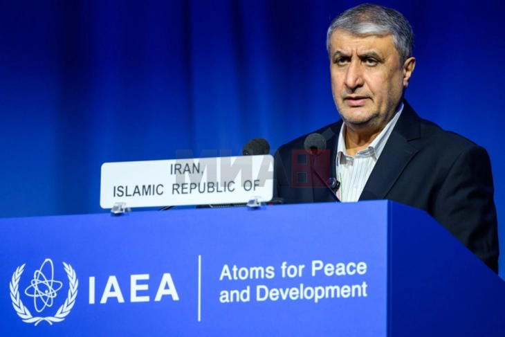 Еслами: Иран продолжува по својот пат, не примаме наредби од никого