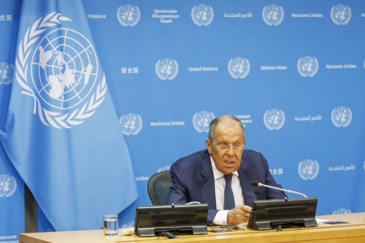 Лавров ги обвини НАТО и ЕУ дека водат „вистинска војна“ против Русија