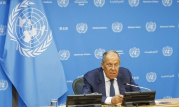 Лавров ги обвини НАТО и ЕУ дека водат „вистинска војна“ против Русија