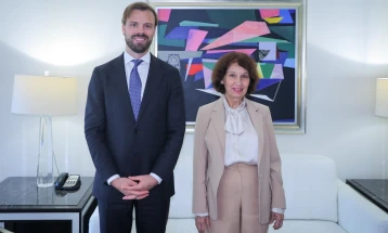 Сиљановска – Давкова на средба со Ханрахан: - Охрабрува поддршката од Вашингтон за повеќе стратешки прашања