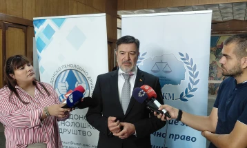 Pandov: Shkalla e risocializimit të të burgosurve është relaitivisht e ulët, nevojitet personel, por edhe ringjallja e ekonomive të burgjeve