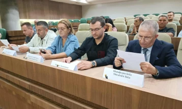 Кандидатите за градоначалници и носителите на листи во Гостивар потпишаа Кодекс за фер избори, Левица бојкотира