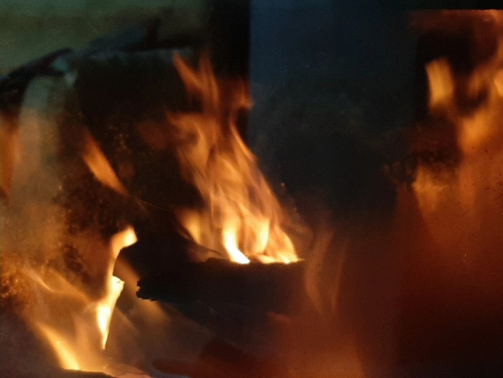 Најмалку 11 загинати во пожар во фабрика во Египет