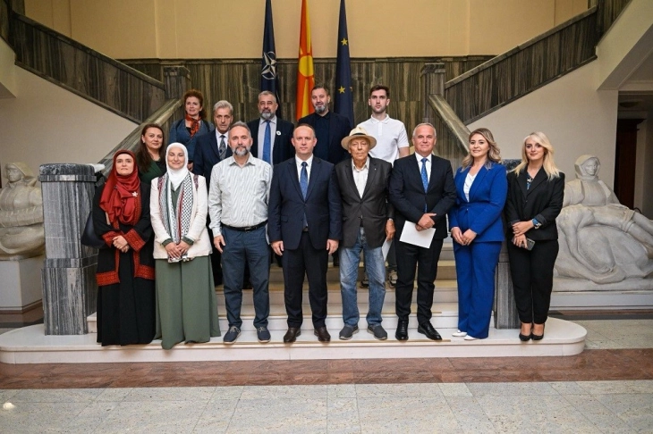 Gashi: Boshnjakët janë hallkë e rëndësishme për shtetin tonë