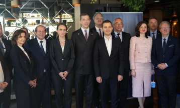 Муцунски на маргините на Генералното собрание на ОН на работен ручек со шефовите на дипломатиите од ЦЕИ