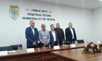 Kandidatët për kryetar të komunës së Tetovës nënshkruajtën Kodeks për zgjedhje të drejta dhe demokratike