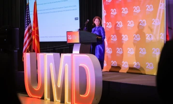 Сиљановска-Давкова од Детроит: Државата ќе продолжи да вложува напори да ги зацврсти врските со дијаспората