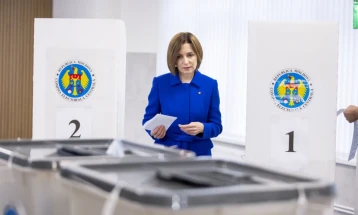 EU chiefs express relief over Moldovan election result