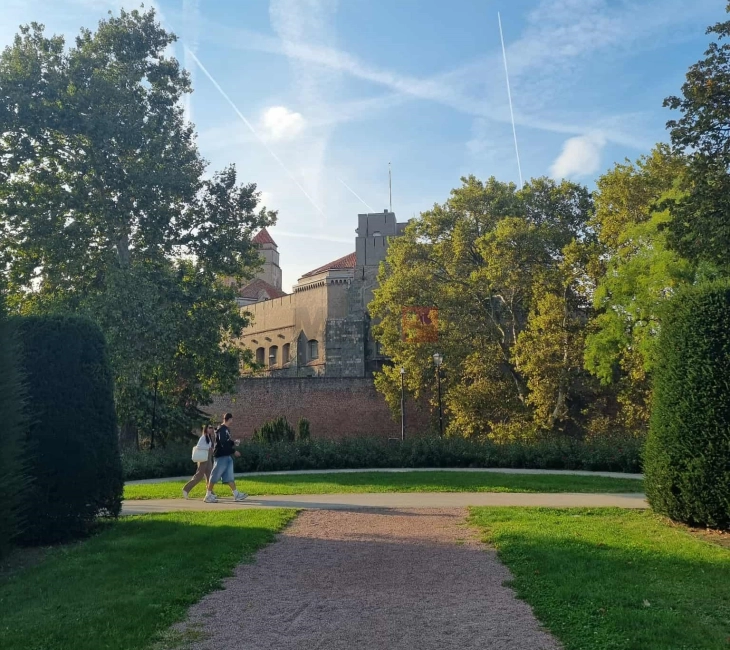 МИА во Белград: Модерна метропола што успешно се бори против балканските лоши навики