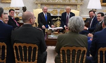 Netanjahu në takimin me Trampin i kërkon falje Katarit për sulmin ndaj Hamasit në Doha