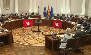 Мицкоски: Формирањето многудетно семејство е највисок патриотски чин на еден народ за сопствената татковина