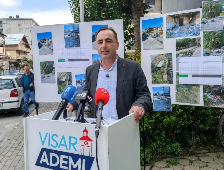 Висар Адеми: ЈП „Комуналец е во милионски долгови, а гостиварските улици полни со смет