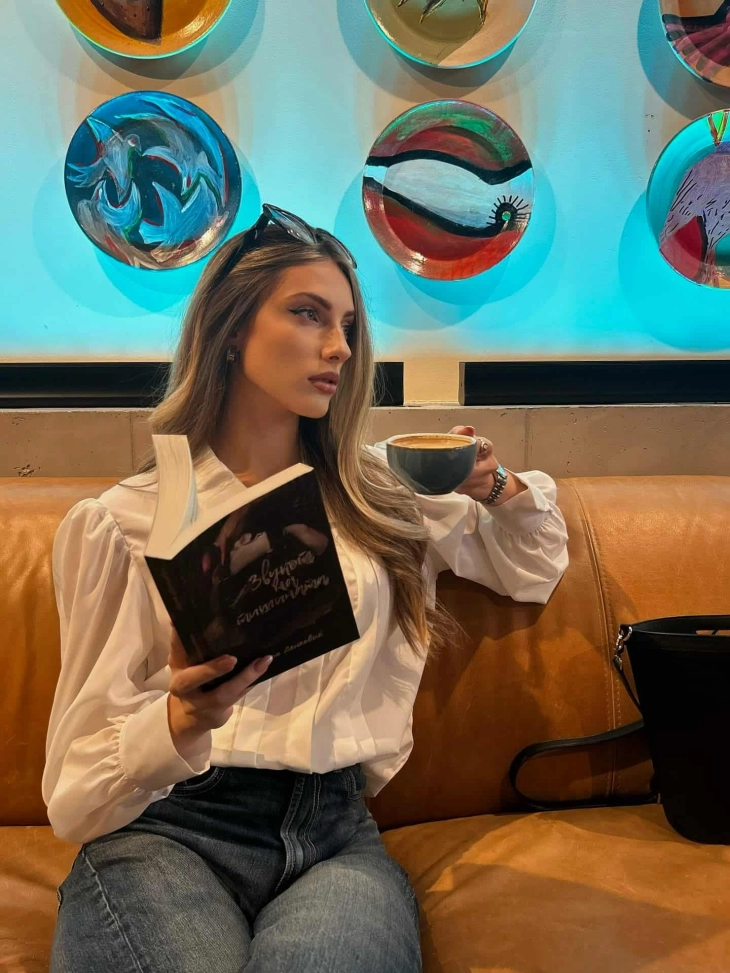 Во Куманово промоција на романот „Звукот на тишината“ од Лара Денковиќ