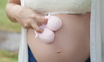 Турција со законски мерки ќе го поттикнува наталитетот