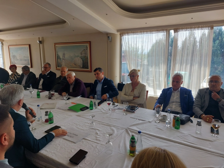 Прилепските стопанственици бараат адаптирање на дуалното образование според потребите и заштита на домашното производство